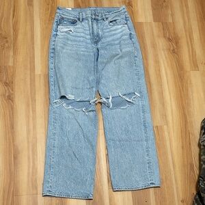 American Eagle  Distressed Light Blue Strigid Women’s Jeans 8 regular
